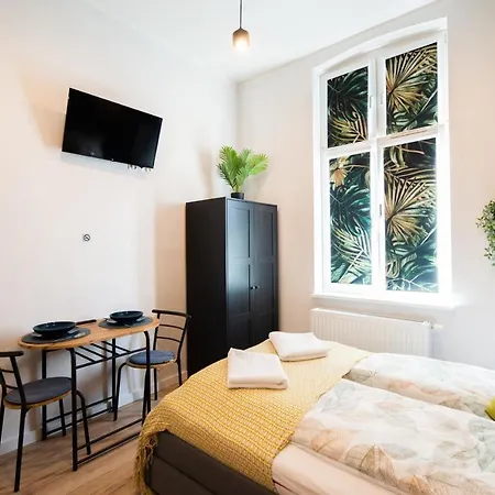 Homely, Little Studio, Location. Mala Kawalerka. Appartement